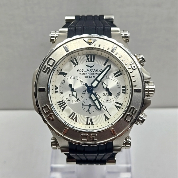 Aquaswiss Bolt 39G5001 Mens Watch Swiss Quartz New Battery Works Great Silver - Picture 1 of 9